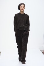 マーガレット ハウエル 2013-14年秋冬コレクション - シンプルな美しさが語る、知的な魅力｜写真18