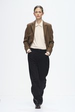 マーガレット ハウエル 2013-14年秋冬コレクション - シンプルな美しさが語る、知的な魅力｜写真27