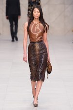 バーバリープローサム(Burberry Prorsum) トレンチキス｜写真24