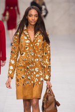 バーバリープローサム(Burberry Prorsum) トレンチキス｜写真60