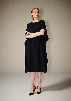 ルームエイト ブラック(Room no.8 / BLACK) 2020年春夏ウィメンズコレクション  - 写真4