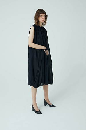 ブラックライン(BLK line) 2020-21年秋冬ウィメンズコレクション  - 写真10