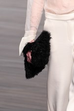 オスマン 2013-14年秋冬コレクション - ドレープで魅せる都会的なハンサムウーマン｜写真15