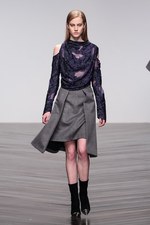 オスマン 2013-14年秋冬コレクション - ドレープで魅せる都会的なハンサムウーマン｜写真27