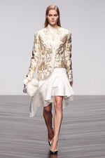 オスマン 2013-14年秋冬コレクション - ドレープで魅せる都会的なハンサムウーマン｜写真44