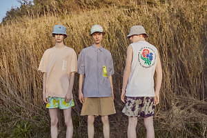 ミスター・ジェントルマン“すみれ×バラ”のバケットハットやシャツ、ヴィオラ＆ローゼスとコラボ