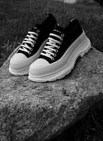 マックイーン(McQueen) トレッドスリック｜写真21