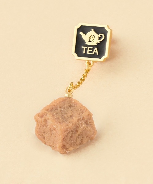 Q-pot.“優雅なティータイム”アクセサリー、角砂糖のピアスや“茶葉入り”ティーバッグのネックレス｜写真11