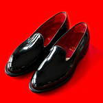 ビームスが名古屋ラシックに - エイトンのVネックワンピース＆オールデンの別注スリッポンなど展開｜写真2