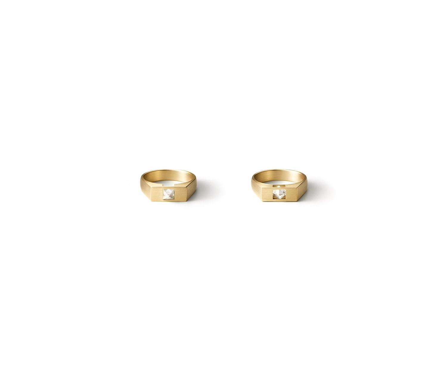シハラの新作ジュエリー「Un-Signet」1つずつ形の異なる“ラフダイヤモンド”を配したリング | 写真