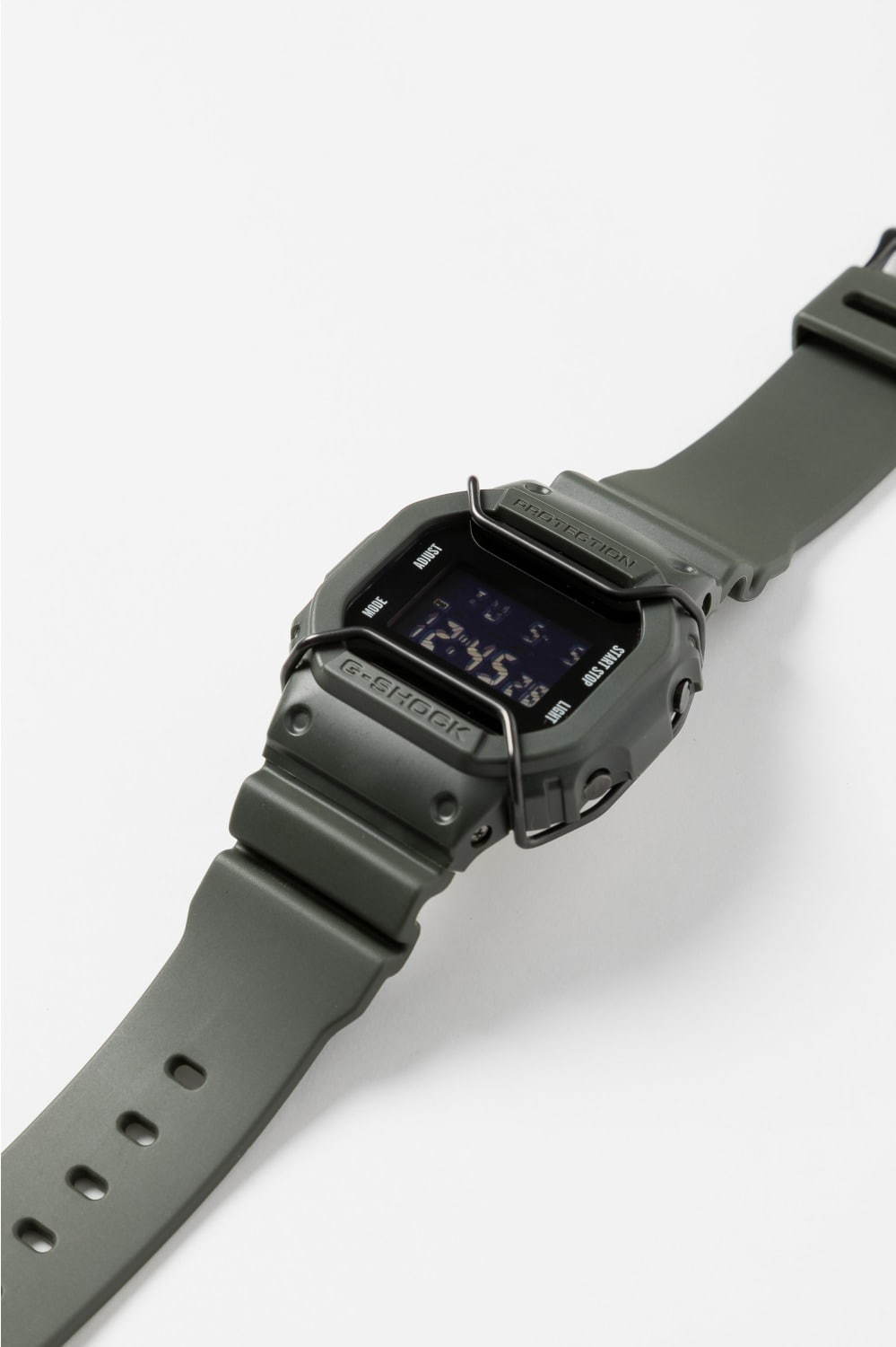 G-SHOCK×ネクサスセブンの限定腕時計、ロゴを排除したオリーブカラーのミリタリーモデル｜写真5