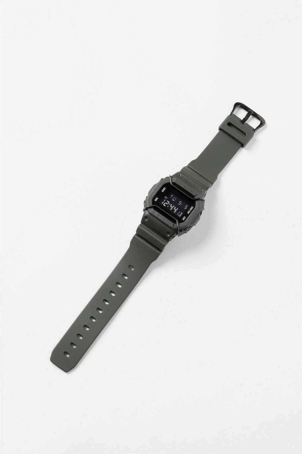 G-SHOCK×ネクサスセブンの限定腕時計、ロゴを排除したオリーブカラーの