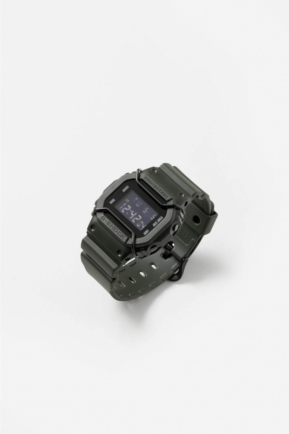 G-SHOCK×ネクサスセブンの限定腕時計、ロゴを排除したオリーブカラーのミリタリーモデル｜写真4