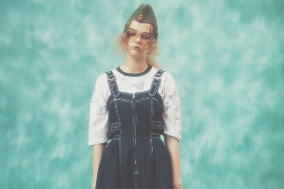 キャンディ ストリッパー新作、ランジェリー風チュールドレスやぷっくり恐竜プリントTシャツ