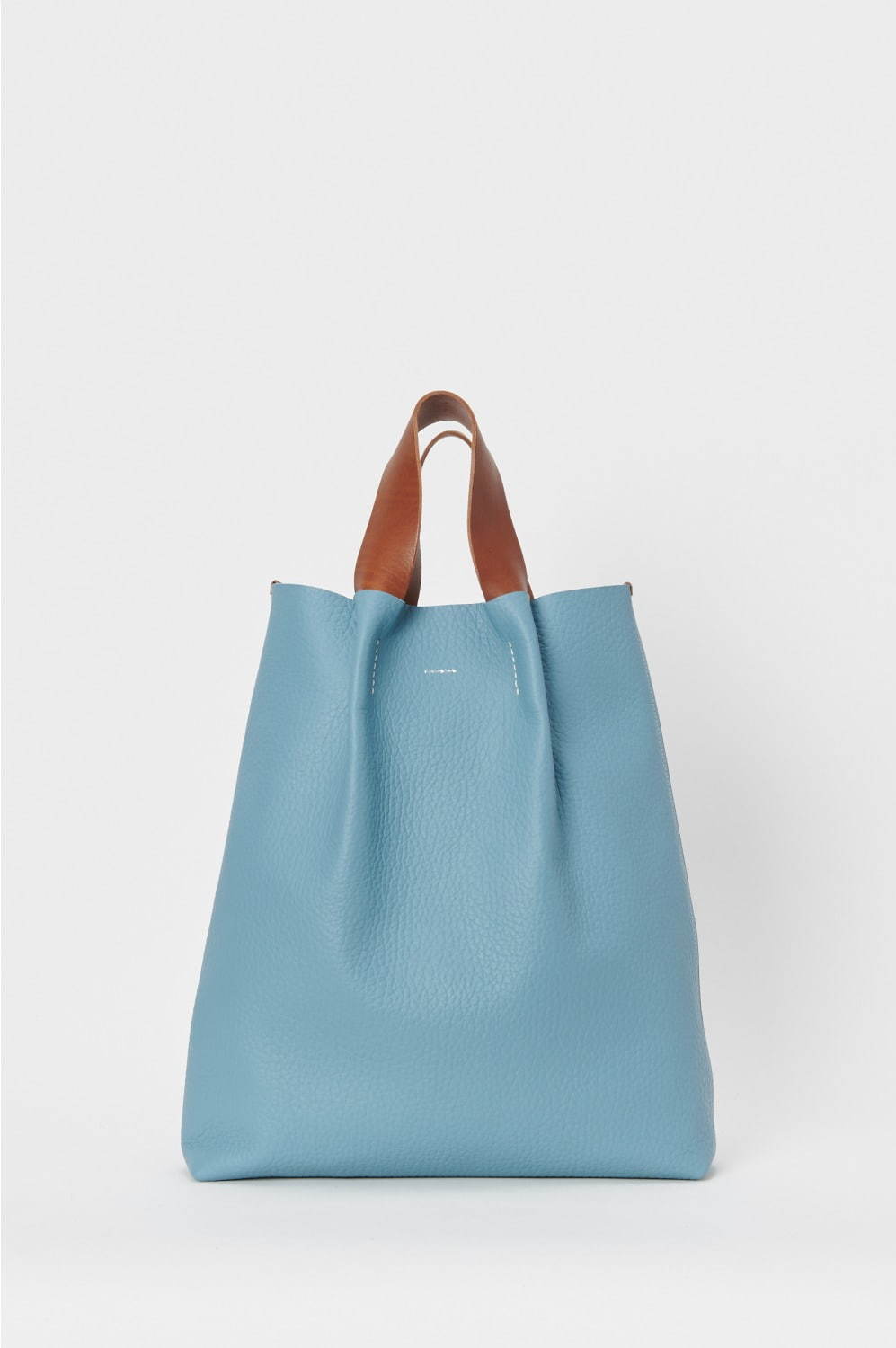 エンダースキーマの新作バッグ・革小物 - “使って色革を育てる”財布やカードケース、新型トートも｜写真10