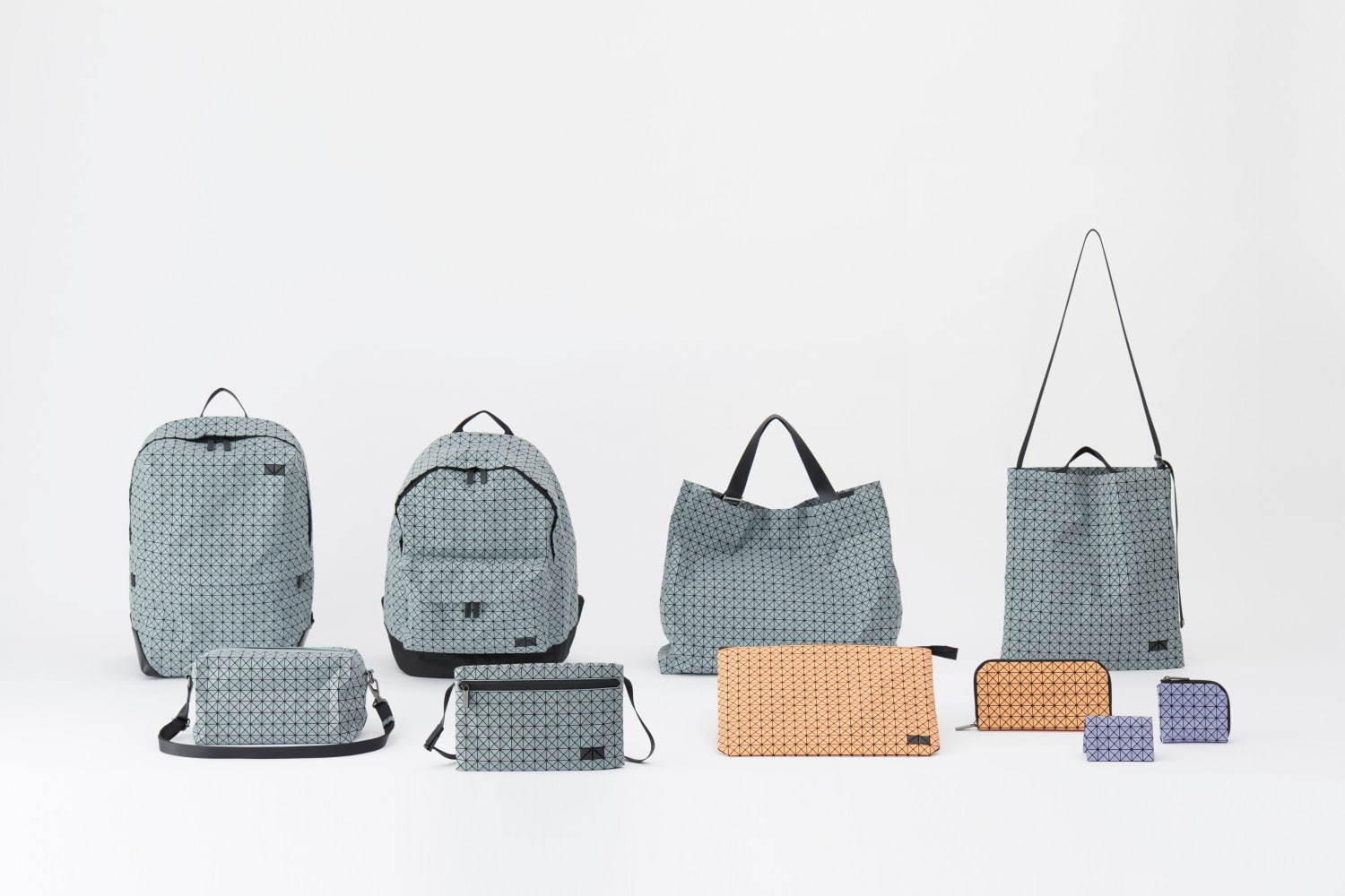 BAO BAO ISSEY MIYAKE“宝石＆鏡”のように煌めく新作バッグやポーチ｜写真7