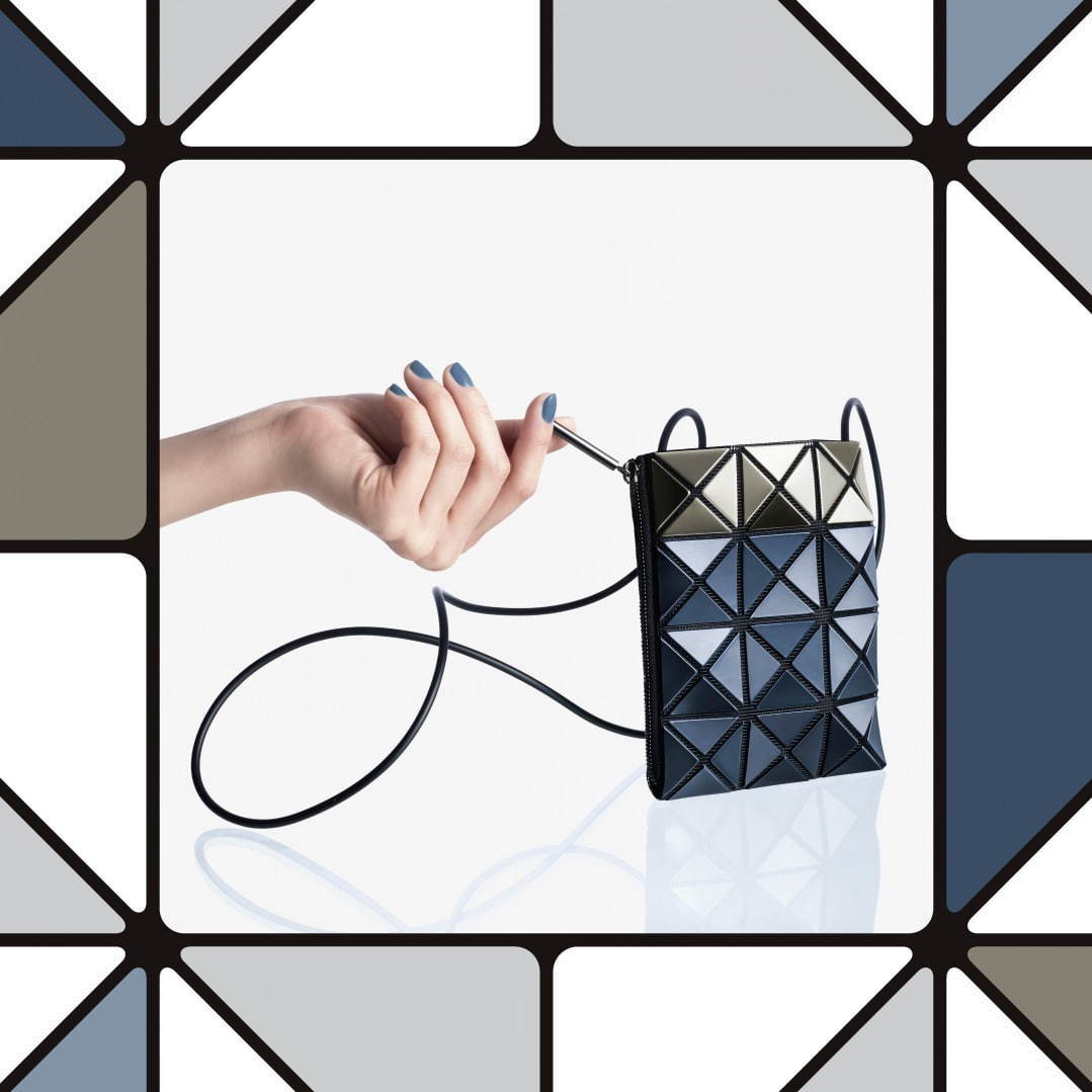 BAO BAO ISSEY MIYAKE“宝石＆鏡”のように煌めく新作バッグやポーチ｜写真10