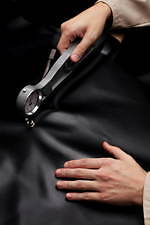 ルイ・ヴィトンからパリ“ポン・ヌフ橋”着想のレディースバッグ、LV サークル輝く丸みのあるボディ｜写真14