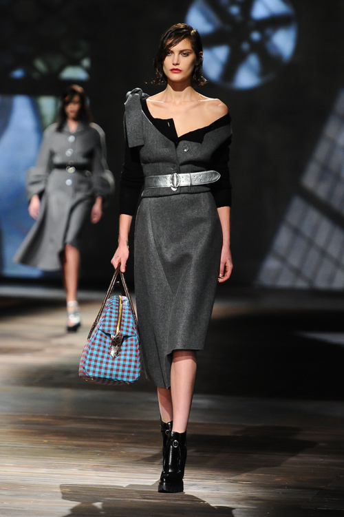 プラダ(PRADA) 2013-14年秋冬ウィメンズコレクション シルエット - 写真2