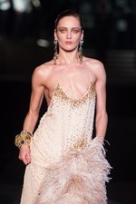 ディースクエアード 2013-14年秋冬コレクション - とびきりシックに着飾った紳士淑女のオンステージ｜写真2