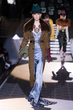 ディースクエアード 2013-14年秋冬コレクション - とびきりシックに着飾った紳士淑女のオンステージ｜写真12