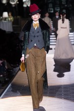 ディースクエアード 2013-14年秋冬コレクション - とびきりシックに着飾った紳士淑女のオンステージ｜写真24