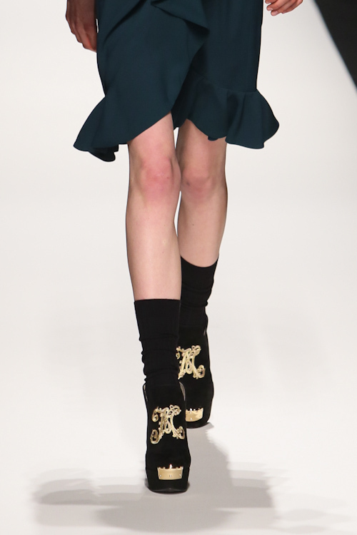 モスキーノ(MOSCHINO) 2013-14年秋冬ウィメンズコレクション  - 写真29