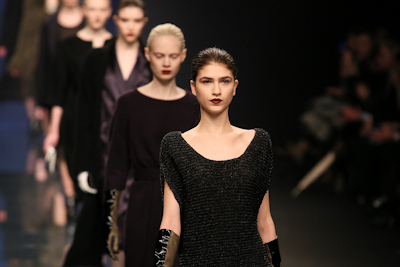 アンテプリマ 2013-14年秋冬コレクション - 自然と女性に共通する奥深い美しさ