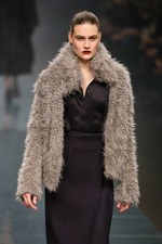 アンテプリマ 2013-14年秋冬コレクション - 自然と女性に共通する奥深い美しさ｜写真7