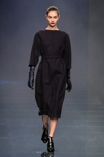 アンテプリマ 2013-14年秋冬コレクション - 自然と女性に共通する奥深い美しさ｜写真18