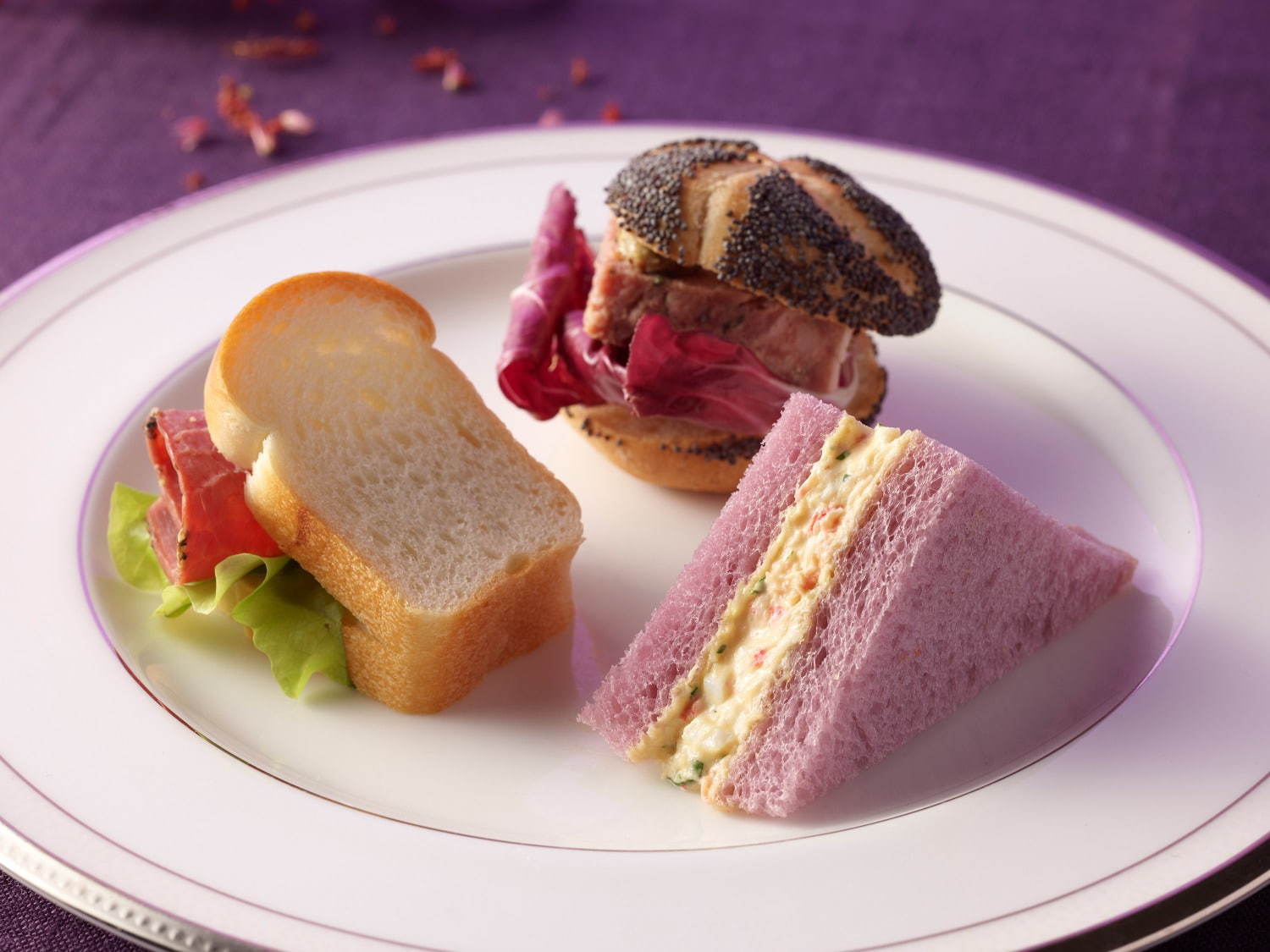 “パープル”カラーのアフタヌーンティー、グランドニッコー東京 台場で - カシスや紫芋のスイーツ｜写真4