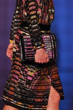 エトロ(ETRO) 2013-14年秋冬コレクション - サイバーにフラッシュする壮麗なペイズリー｜写真4
