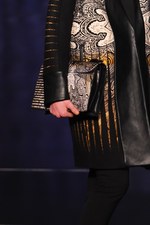エトロ(ETRO) 2013-14年秋冬コレクション - サイバーにフラッシュする壮麗なペイズリー｜写真14