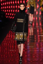 エトロ(ETRO) 2013-14年秋冬コレクション - サイバーにフラッシュする壮麗なペイズリー｜写真17