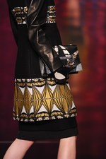 エトロ(ETRO) 2013-14年秋冬コレクション - サイバーにフラッシュする壮麗なペイズリー｜写真18