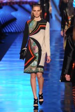 エトロ(ETRO) 2013-14年秋冬コレクション - サイバーにフラッシュする壮麗なペイズリー｜写真41