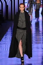 エトロ(ETRO) 2013-14年秋冬コレクション - サイバーにフラッシュする壮麗なペイズリー｜写真51