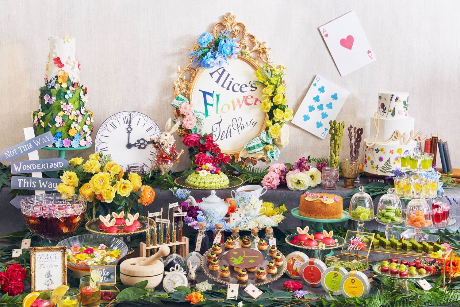 ＜ホテル インターコンチネンタル 東京ベイ＞“アリスのお茶会”をイメージしたスイーツブッフェ