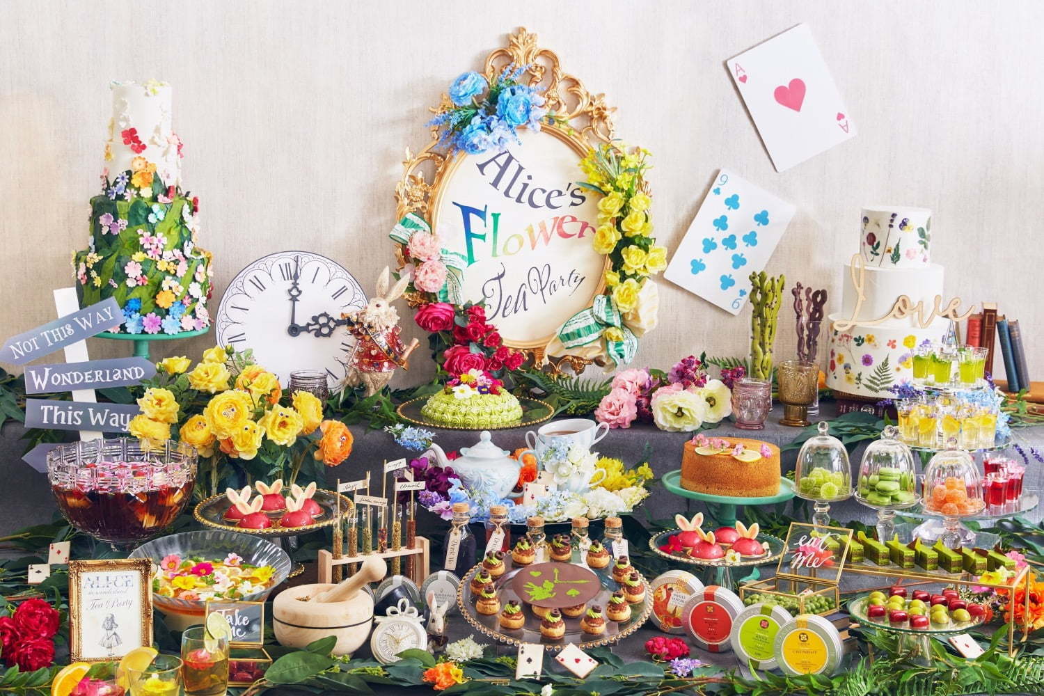 不思議の国のアリス｜“アリスの花園”スイーツブッフェがホテル インターコンチネンタル 東京ベイで、“うさ耳”ムースなど