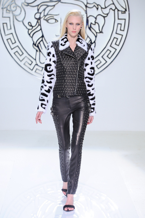 ヴェルサーチェ(VERSACE) 2013-14年秋冬ウィメンズコレクション  - 写真46