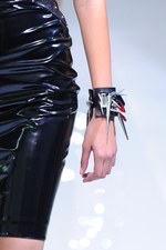 ヴェルサーチ 2013-14年秋冬コレクション - 挑発的な官能美｜写真43