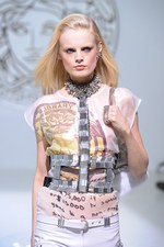 ヴェルサーチ 2013-14年秋冬コレクション - 挑発的な官能美｜写真61