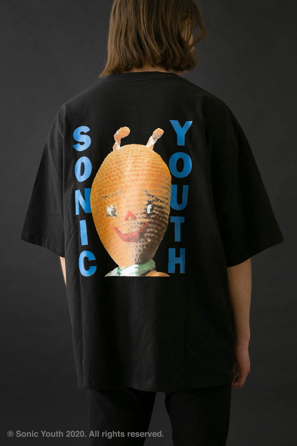 ソニック・ユース×モンキータイムのTシャツ、バンドの代表的なアートワークを連続で配置｜写真11