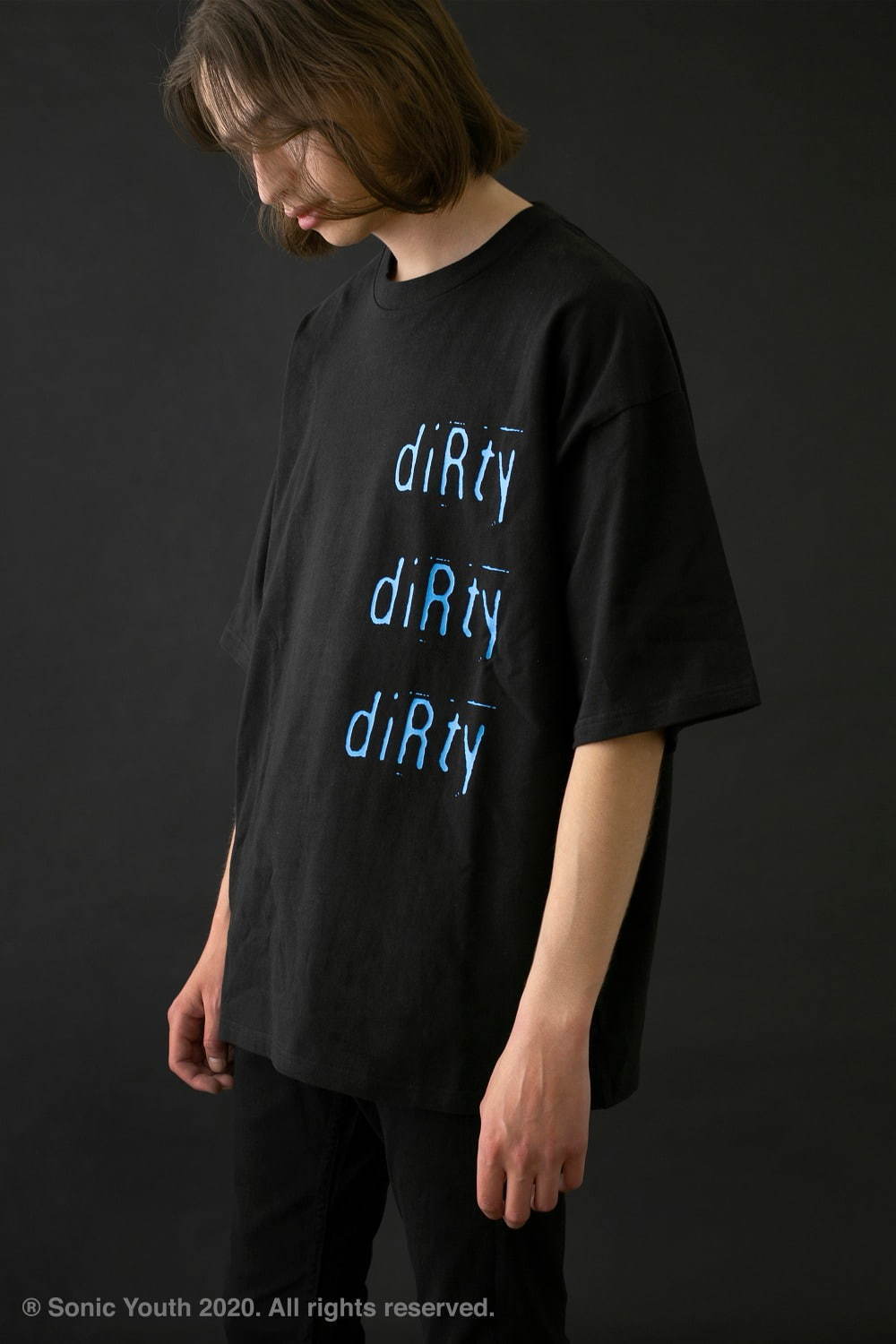 ソニック・ユース×モンキータイムのTシャツ、バンドの代表的なアートワークを連続で配置｜写真12