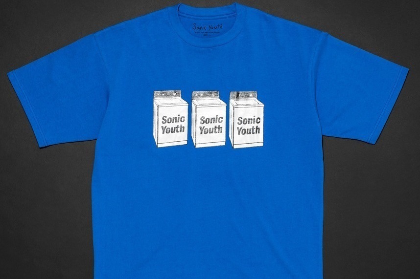 ムーブメント｜ソニック・ユース×モンキータイムのTシャツ、バンドの代表的なアートワークを連続で配置