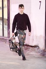 3.1 フィリップ リム 2013-14年秋冬メンズコレクション - 時代に囚われないカフェレーサースタイル｜写真21