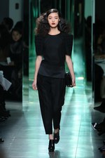 ボッテガ・ヴェネタ 2013-14年秋冬コレクション - 素材のポテンシャルを引き出し、現代アートへ昇華｜写真31