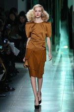 ボッテガ・ヴェネタ 2013-14年秋冬コレクション - 素材のポテンシャルを引き出し、現代アートへ昇華｜写真40