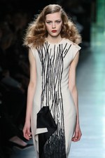 ボッテガ・ヴェネタ 2013-14年秋冬コレクション - 素材のポテンシャルを引き出し、現代アートへ昇華｜写真51