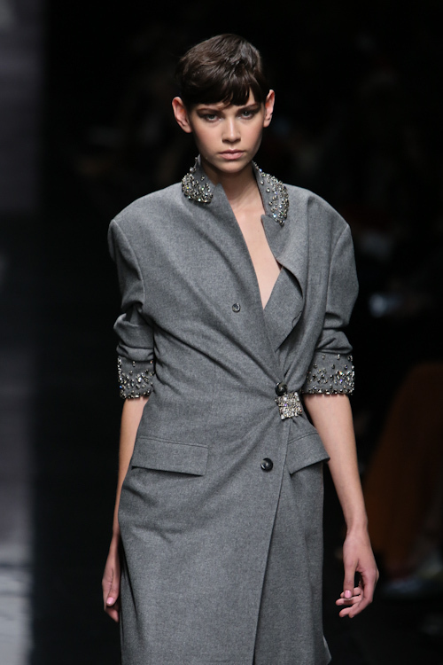 エルマンノ シェルヴィーノ 2013-14年秋冬<span>コレクション</span> - 写真5